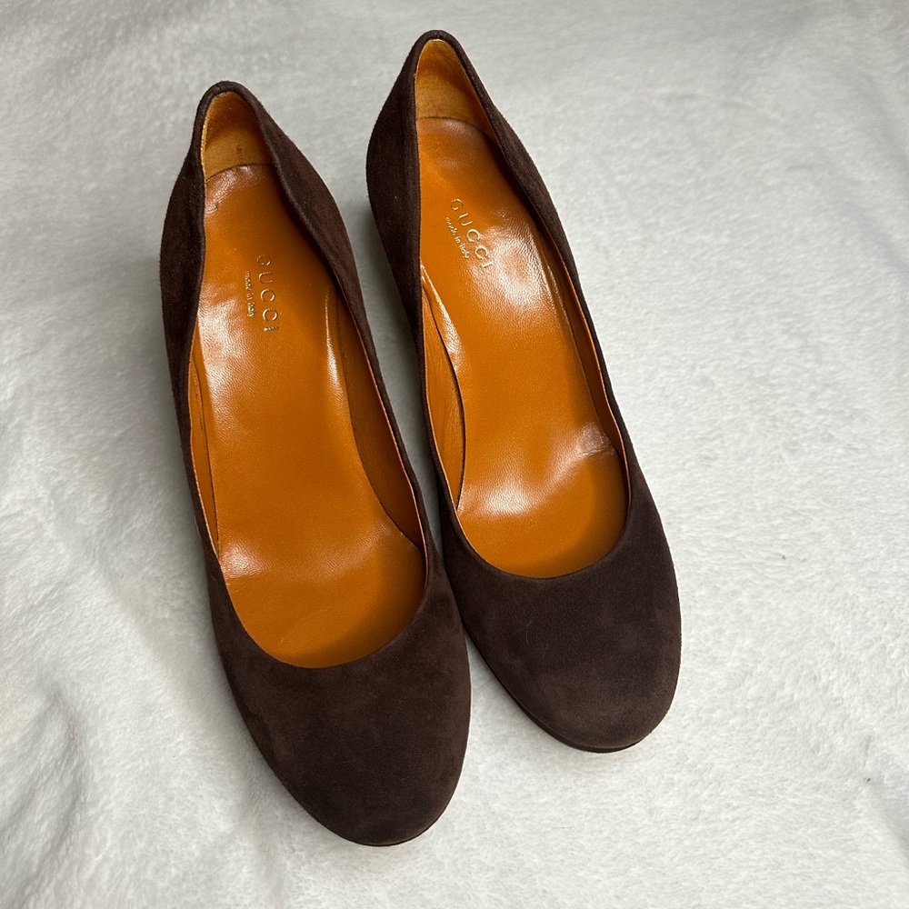 GUCCI Brown Suede Classic Platform Pumps High Heel size 37 1/2